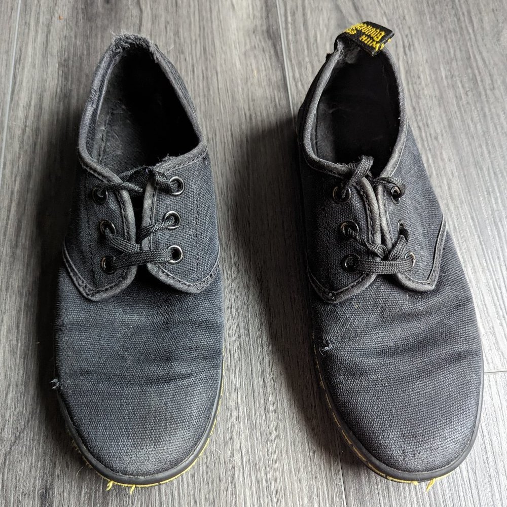 Dr. Martens Black Cavas Shoe Size 6